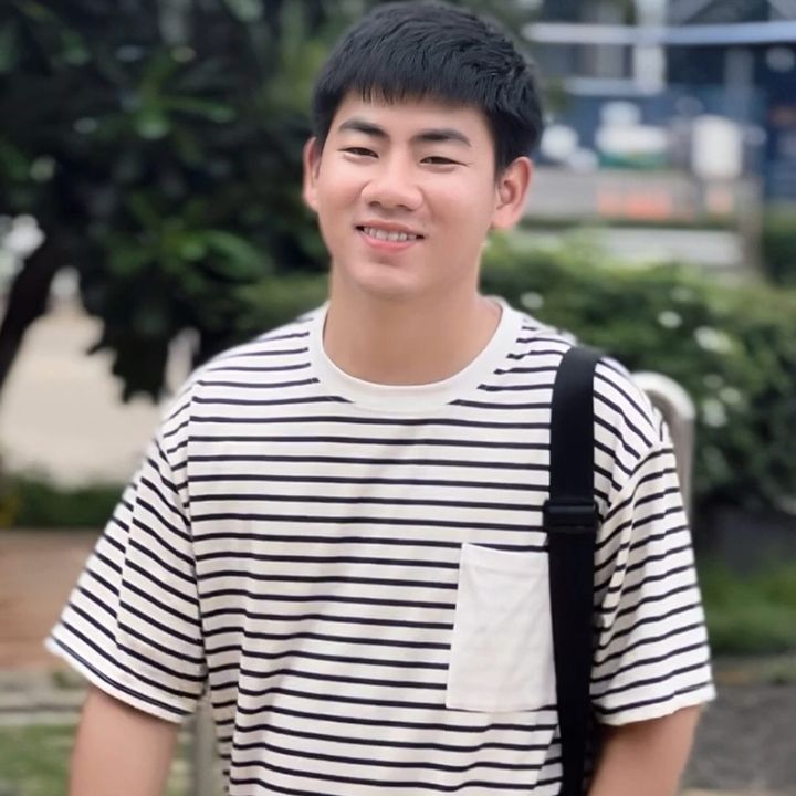 เอิร์ธผู้ชายขายของ🤍