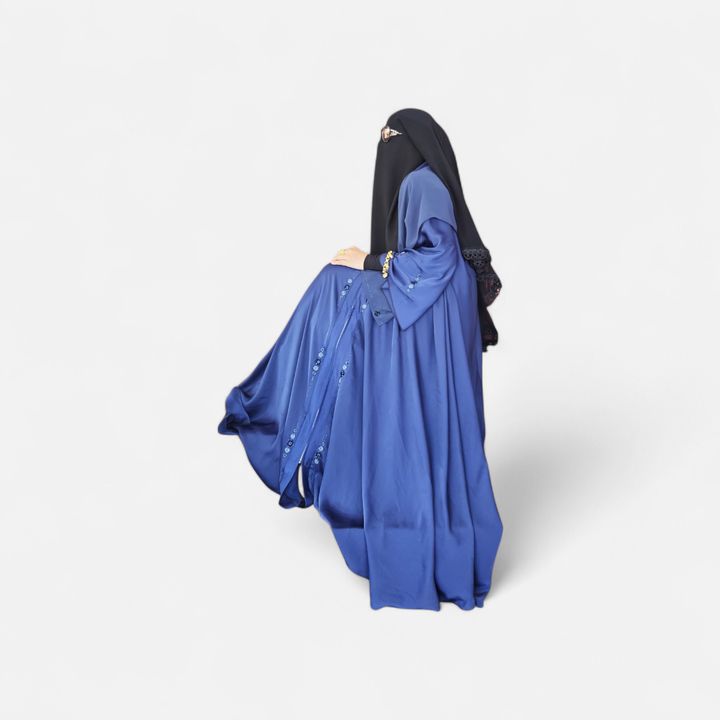 DiraLotsa | Live Host