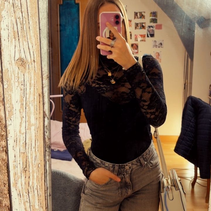 CHLOEE’💋