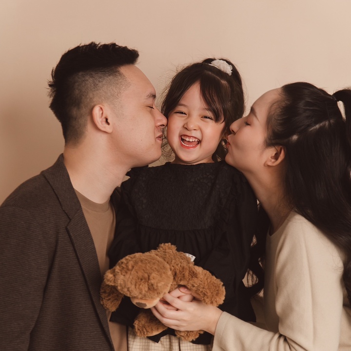 Gia đình bé Sữa 👨👩👧