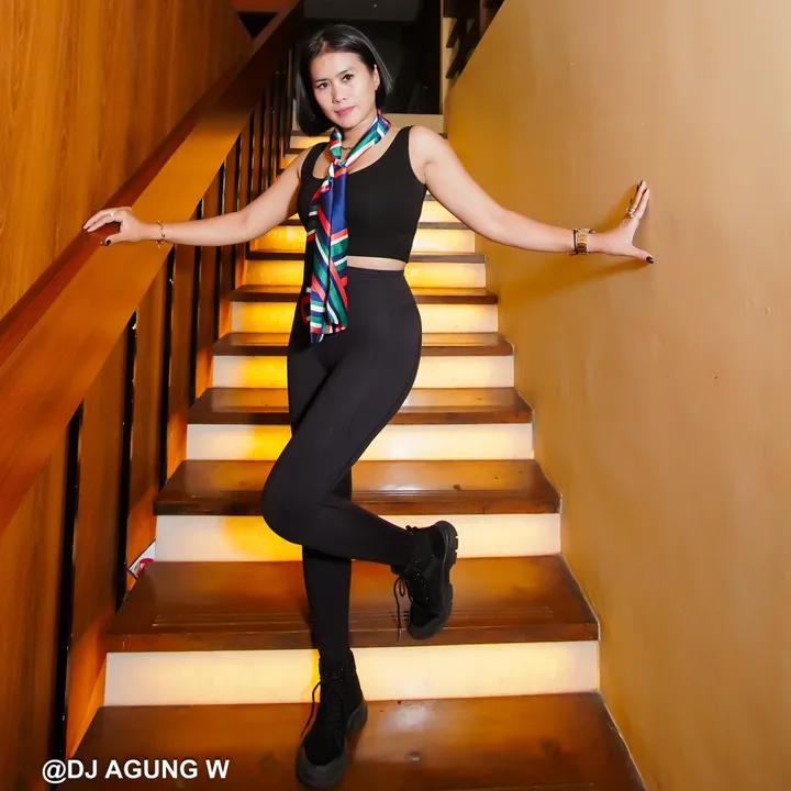 DEWI CHYNTA PUTRI