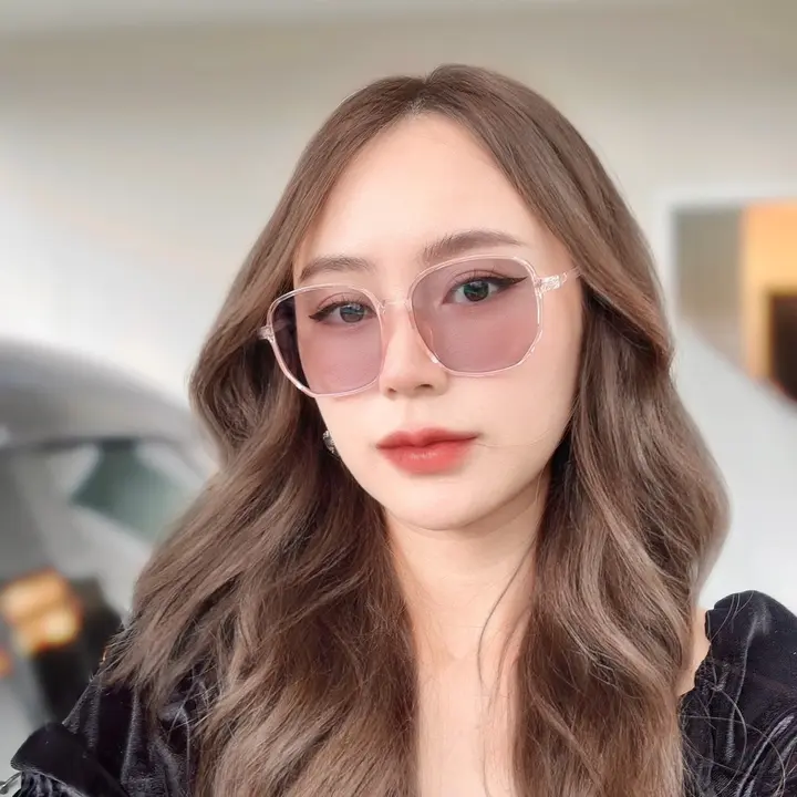 ร้านแว่นตาเลดี้อาย By คุณหนุ่ม