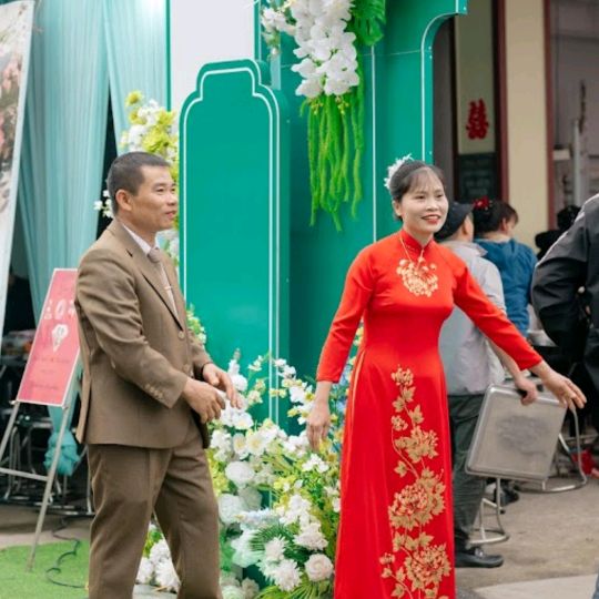 Sáng Hồng Tik Tok shop