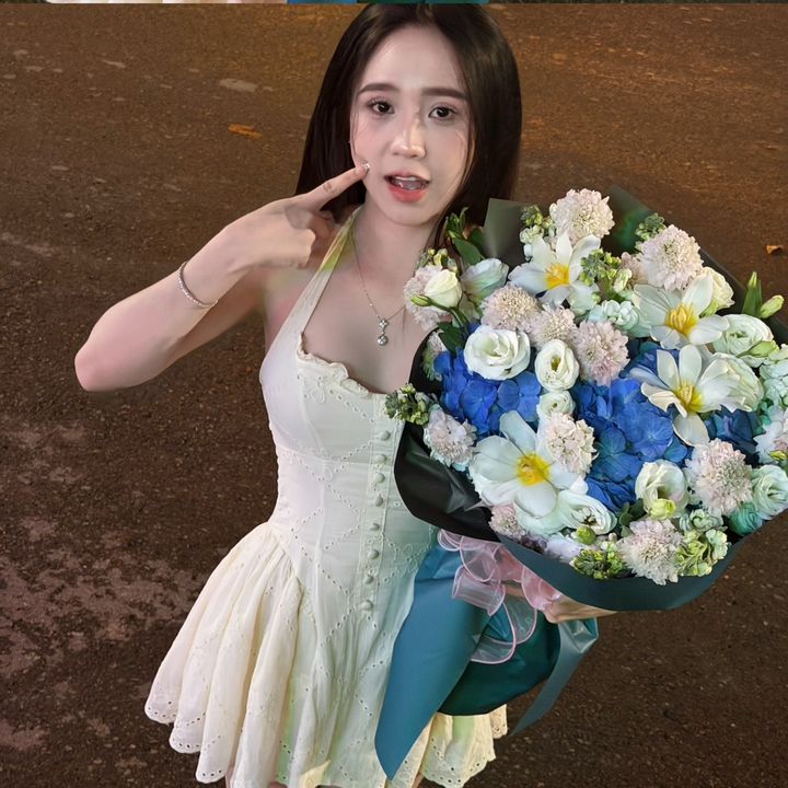 Kiều Anh 90% cơ thể là Pink 🎀