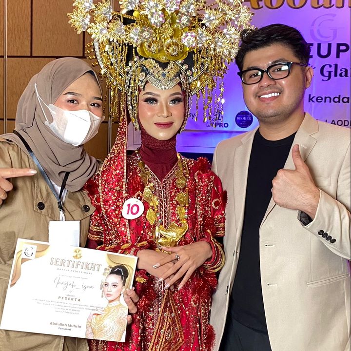 Inayah_makeup