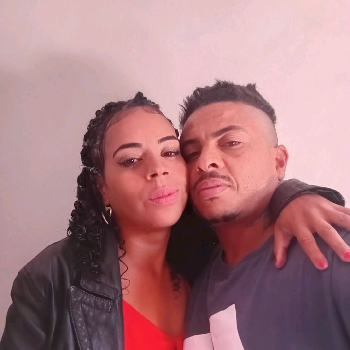 Casal B e J