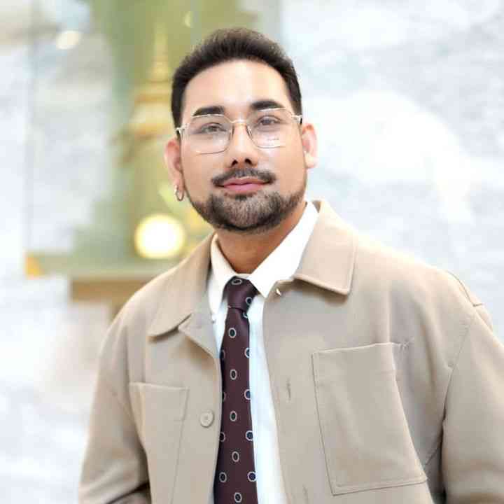 ตุ๊ดย่อยข่าว