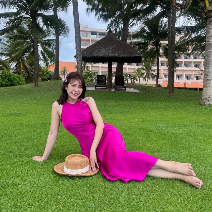 Anh Đào Phạm Boutique