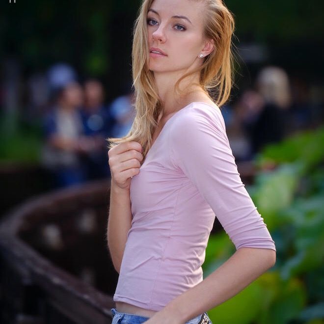 SuzanneRosalindtw69