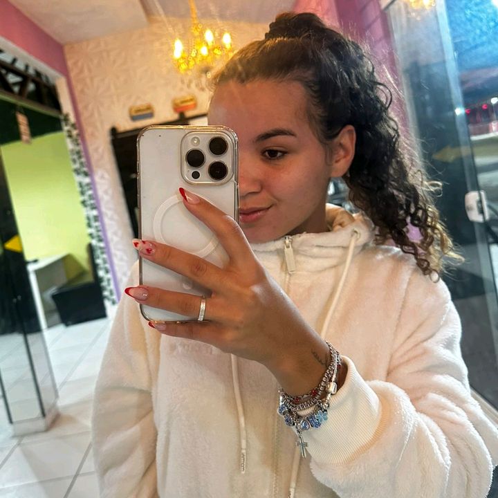 adri_santos⚡️