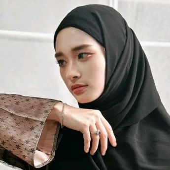 Lipstik Inara
