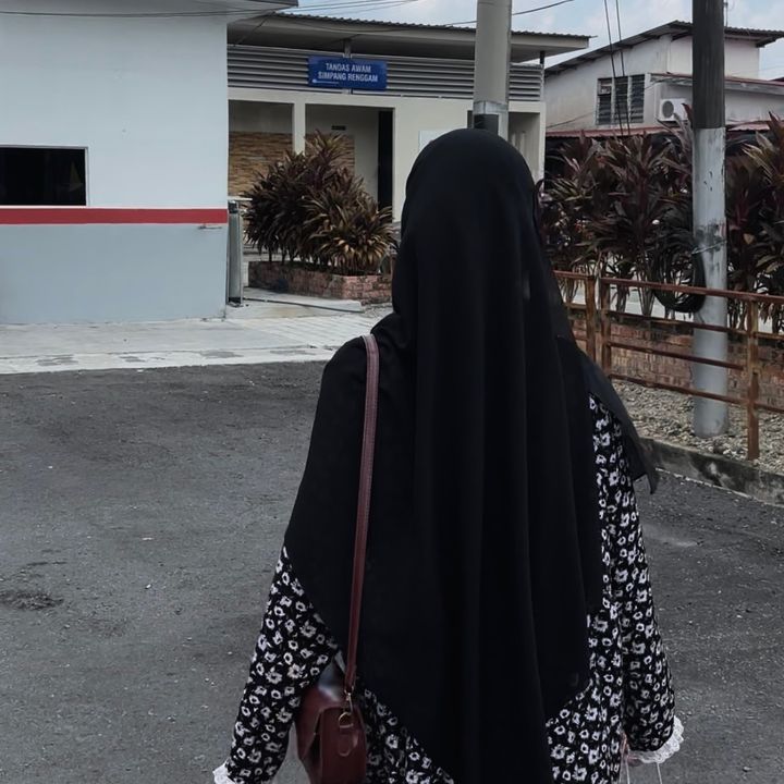 نور