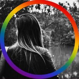 Annalise | Escritora
