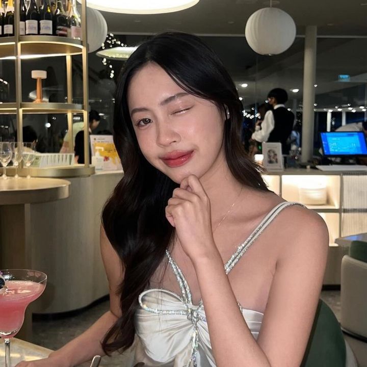 ชื่อชมพูไม่ใช่ชมพู่ไม่ใช่แชมพู