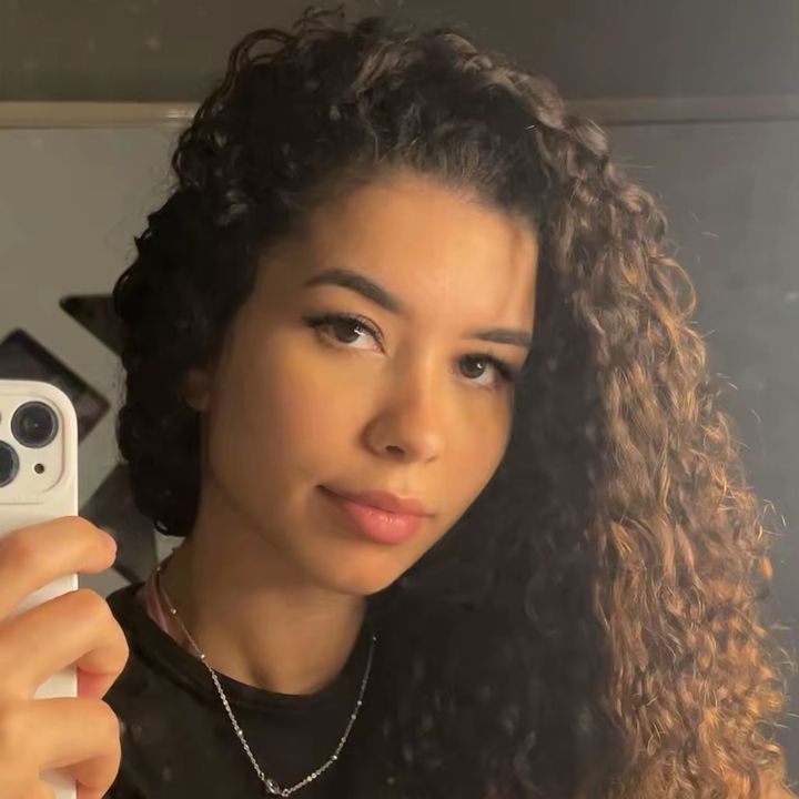 Wenia Araujo