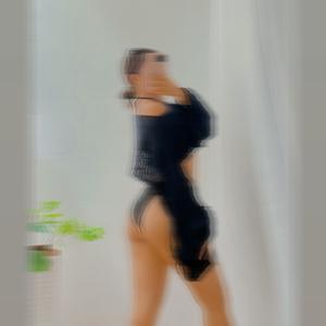 chriselleacaciavesinica