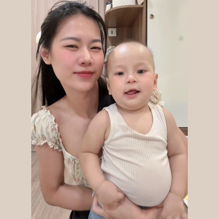 Dung mama (Mẹ Sóc)