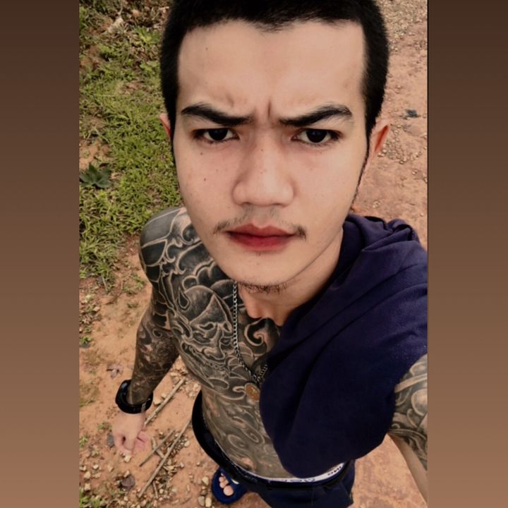 เก่ง.ช่างสักกะเหรี่ยงท่าสองยาง