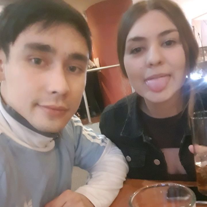 Cristopher&emily ayudando🐕🐾