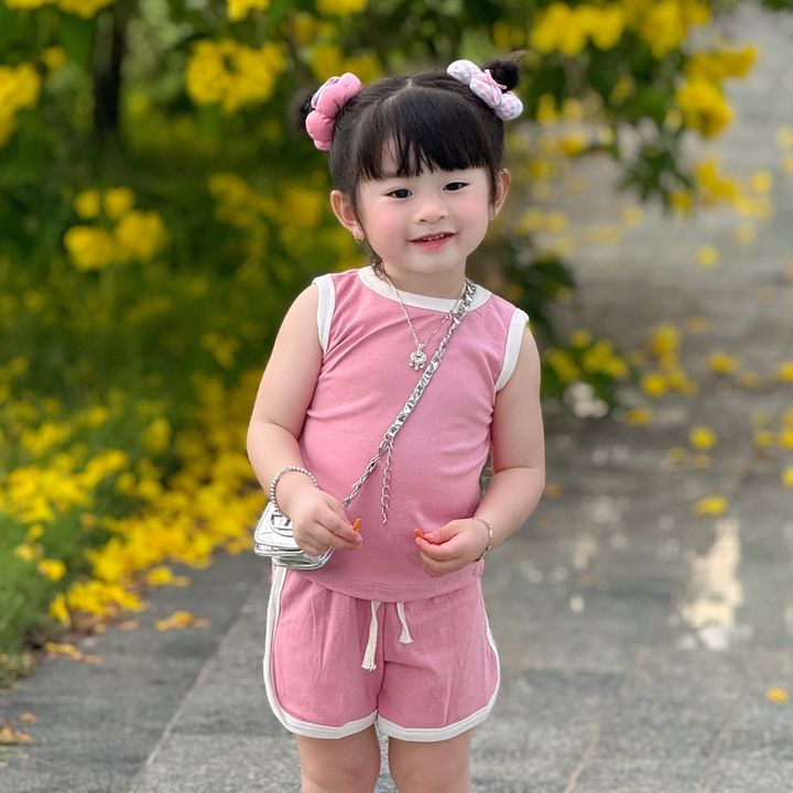 Mẹ Thuý Ami