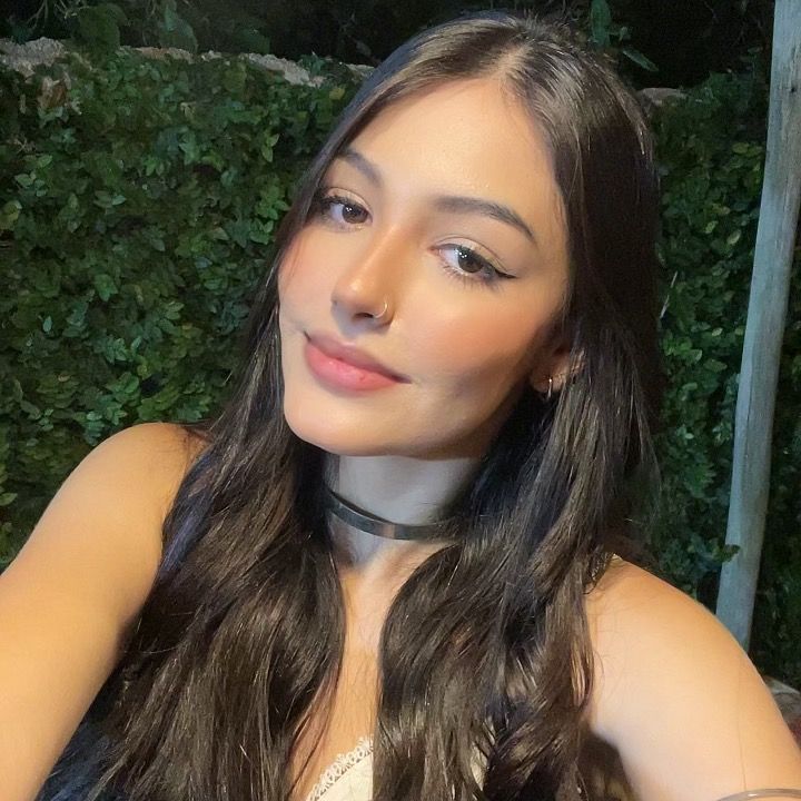 vivian ★