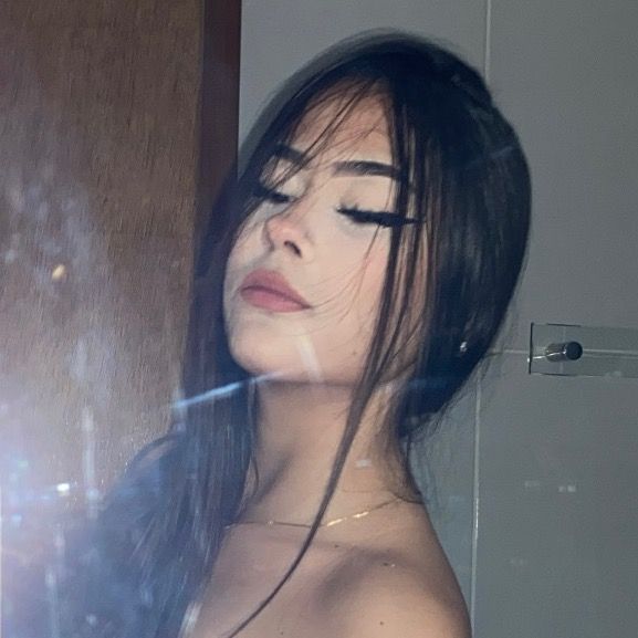 Julia S