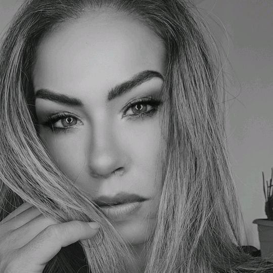Neia Oliver 🇧🇷