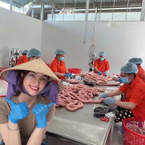Lạp Xưởng Tám Vui