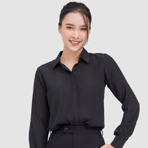 Ý mặc đơn giản