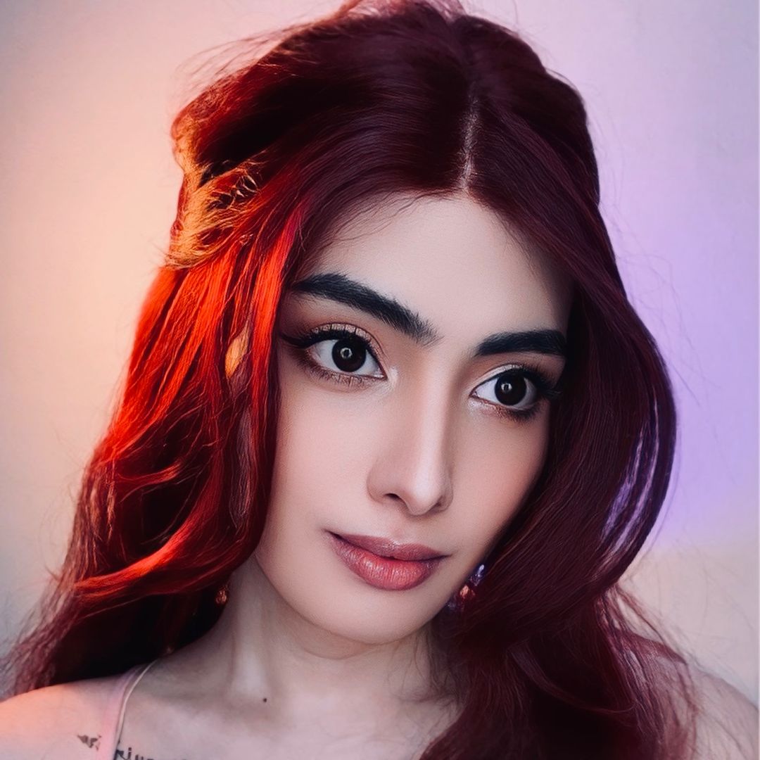 𝙈𝙨. 𝙆𝙞𝙢 𝙌𝙪𝙞𝙣𝙩𝙚𝙧𝙤