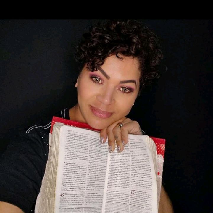 Bispa Meire Magalhães