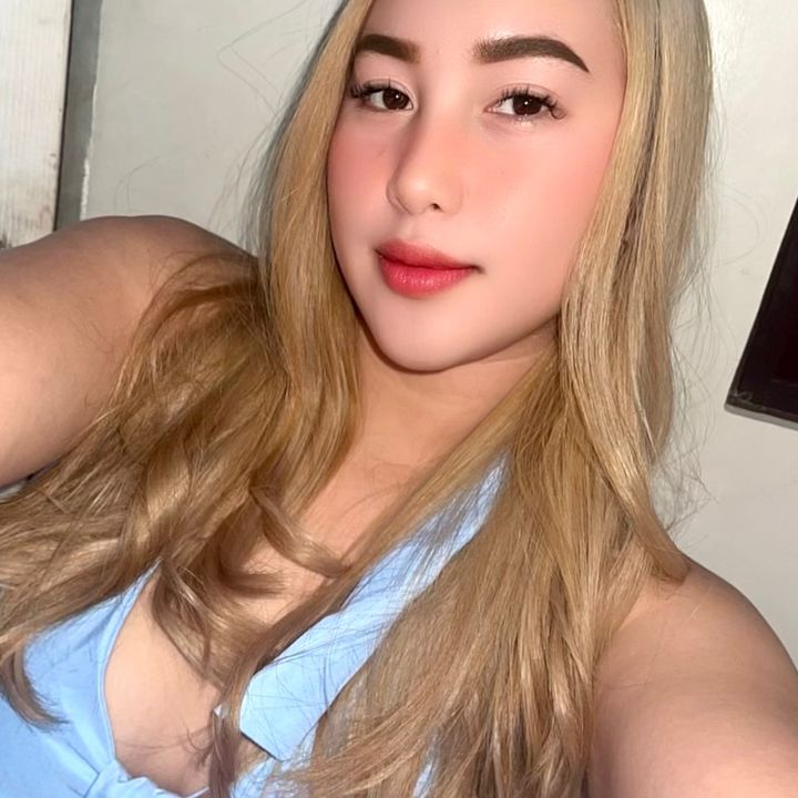 zelli04 on IG