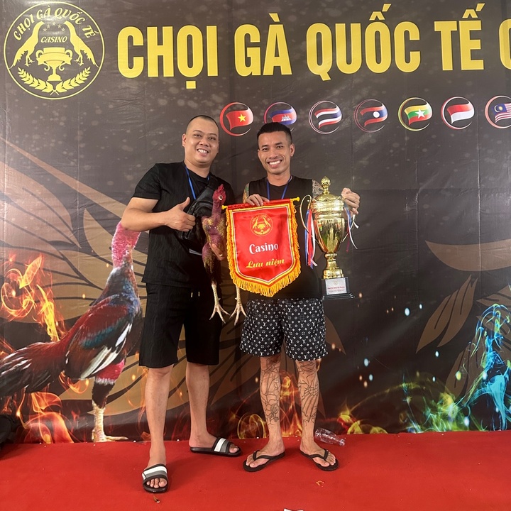 Trại Gà Cậu Tân 21.