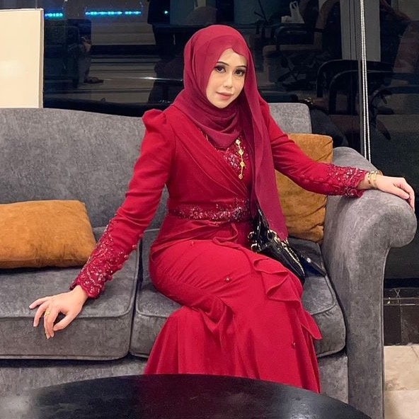 FOUNDER HELLOFIT MAMIFAEZA