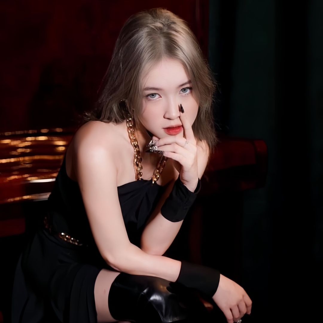 Cim Ngân 🍑