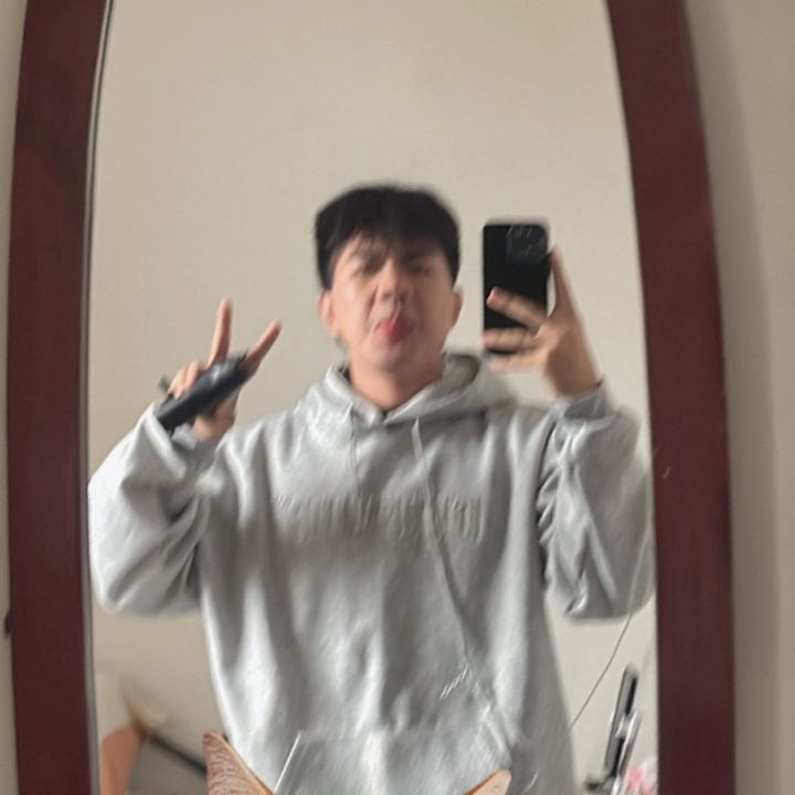 lajarakim_ on ig