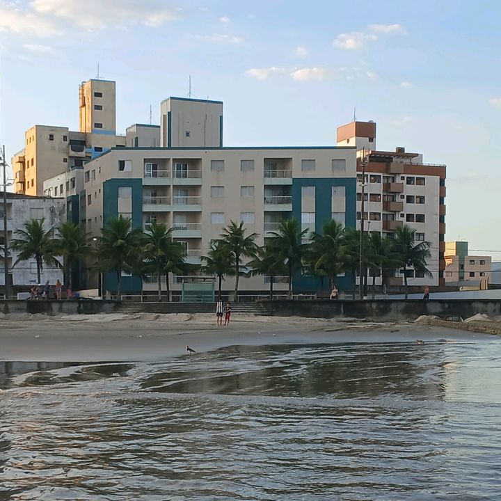 Apartamento pé na Areia