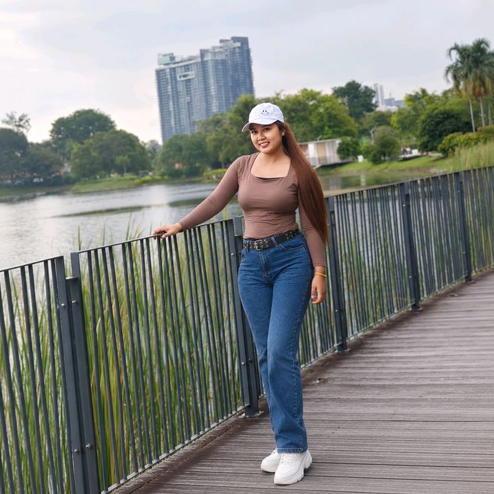 Ei Thinzar Moe🐼♉