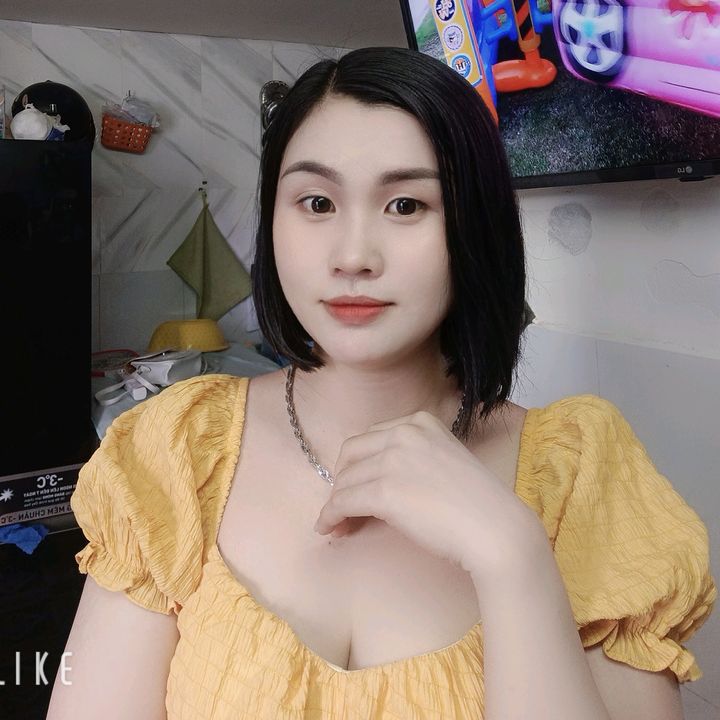Huỳnh Như_68