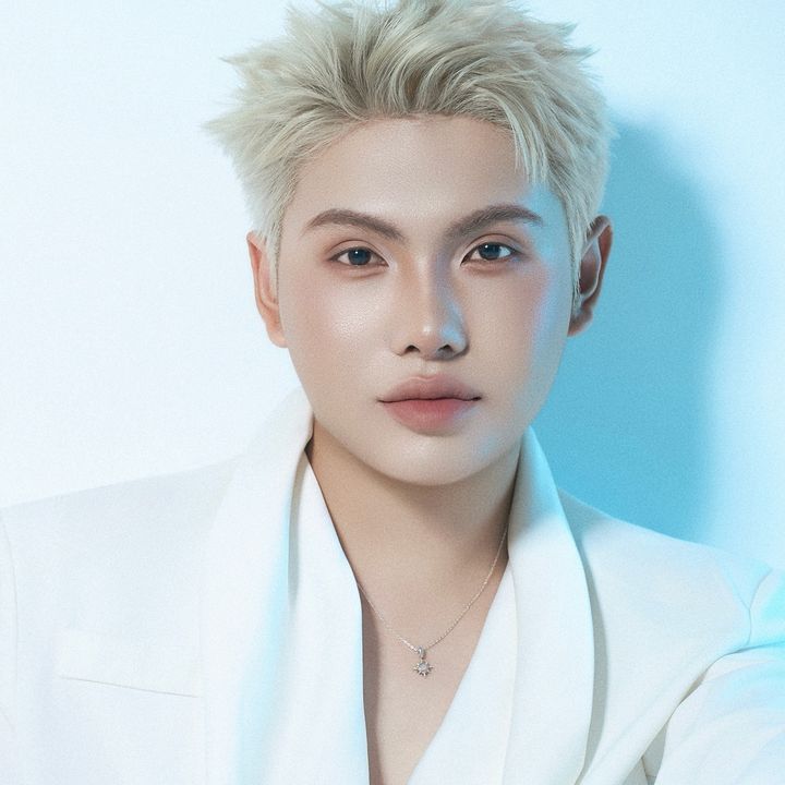 Nghĩa | một lít son