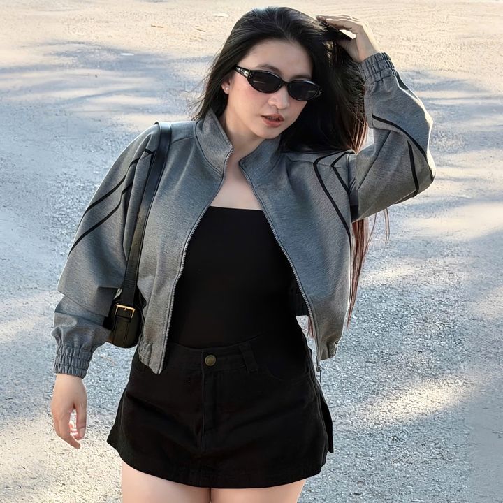 Mộng Kha Nguyễn Clothing