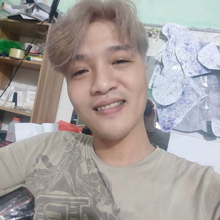 Anh Ba tứ đổ Tường