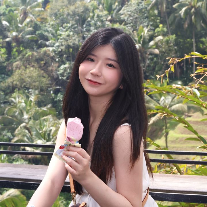 黄梨小姐 Amoi Nanas