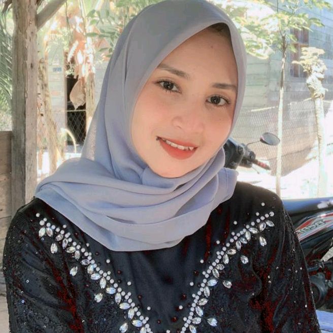 Santy Fitrina