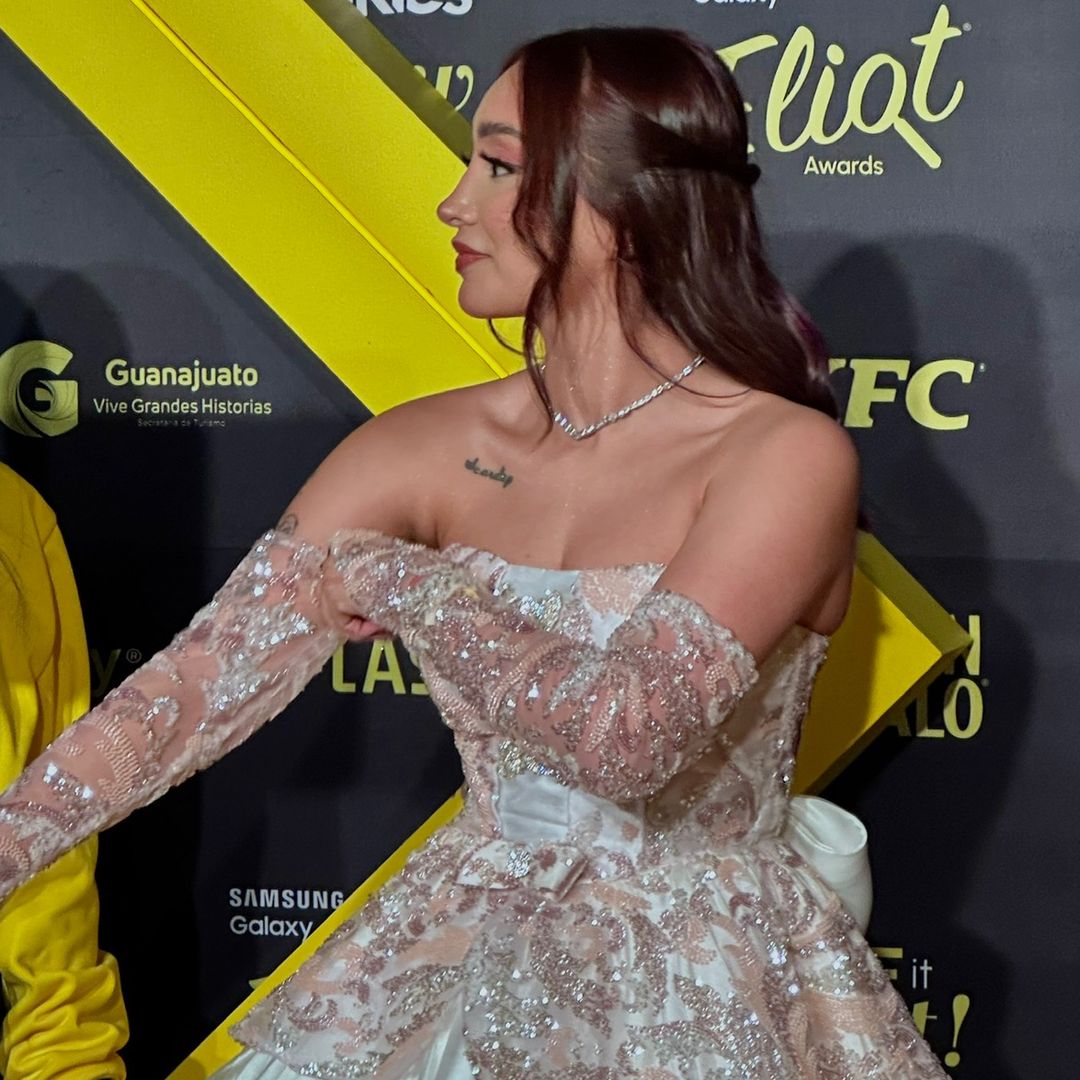 𝒔𝒄𝒂𝒓𝒅𝒂𝒚🦋