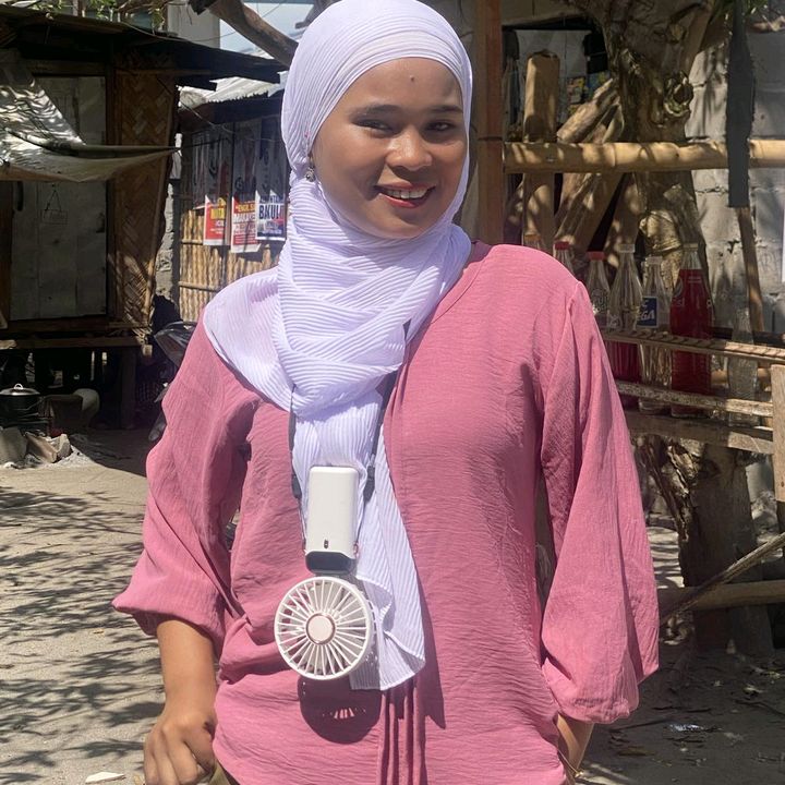 lira Makalay utap