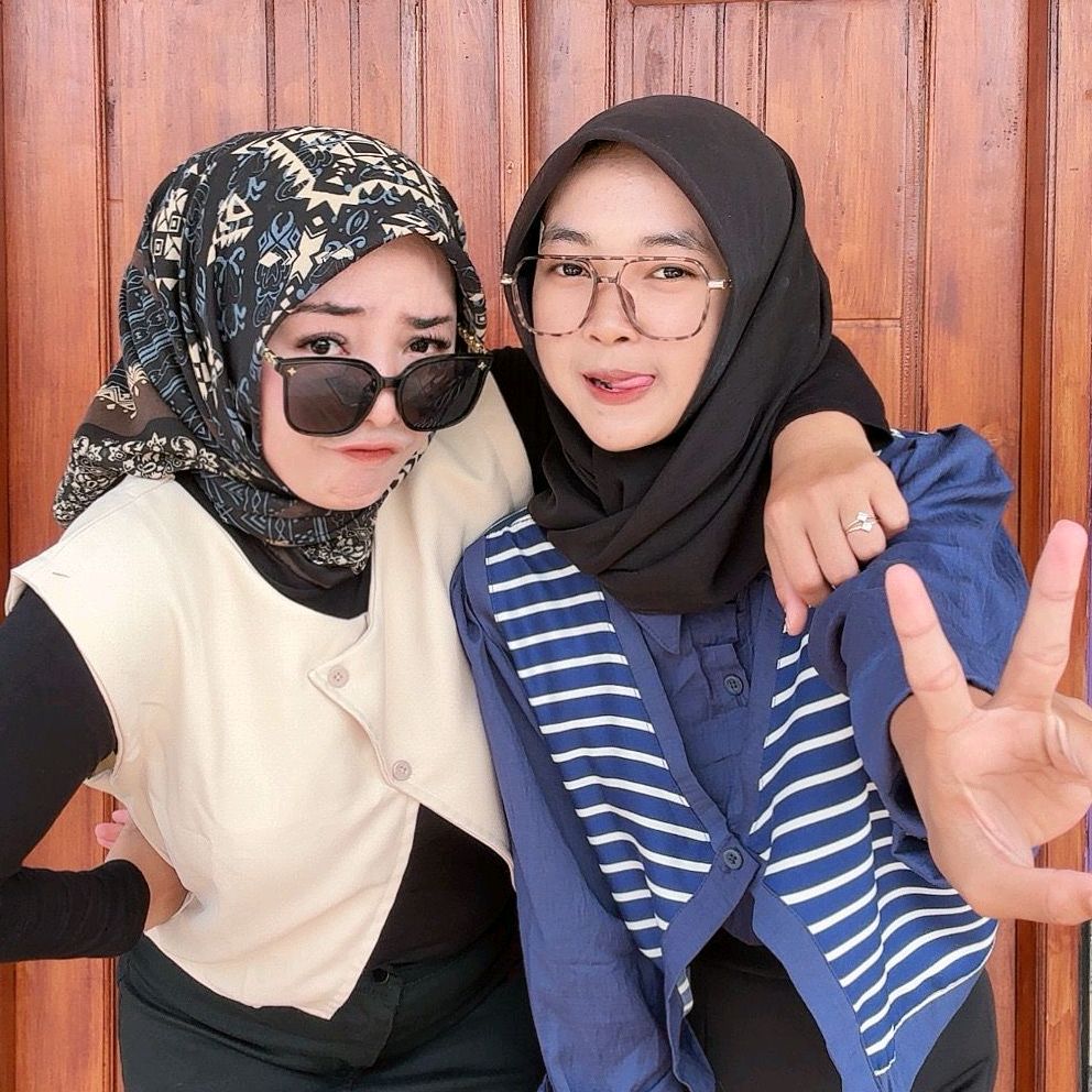ADEKNYA ISNAJANUAR