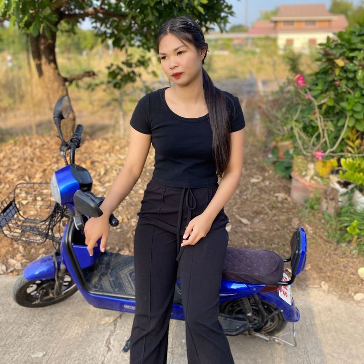 โบว์ ณัฐวรรณ