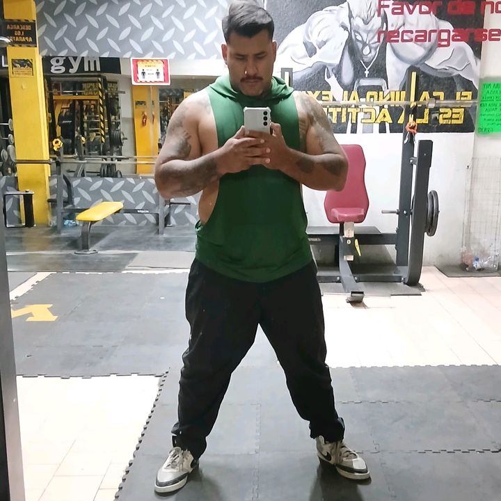 kriss hernandez