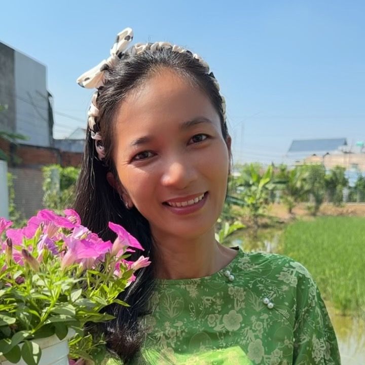 PHƯƠNG THẢO 1986